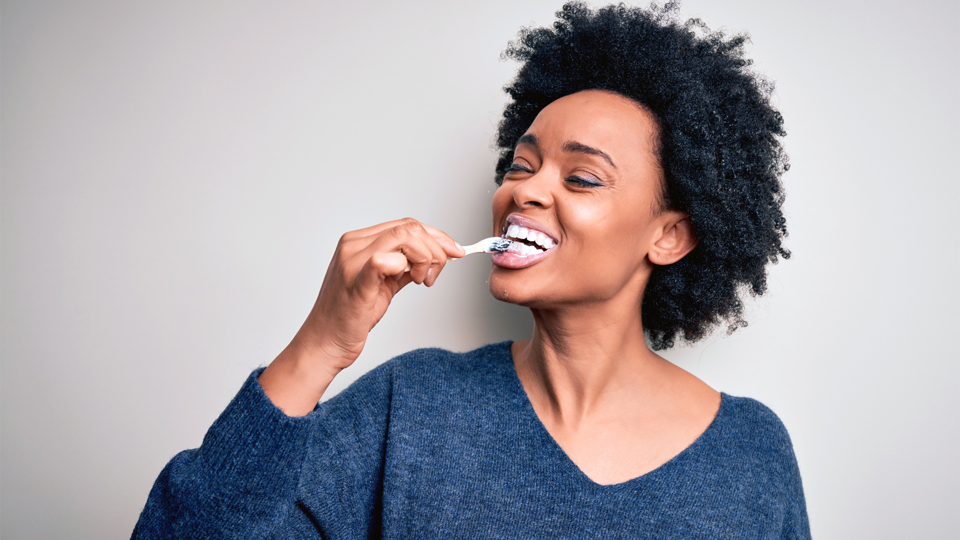 Revitin Toothpaste Banner
