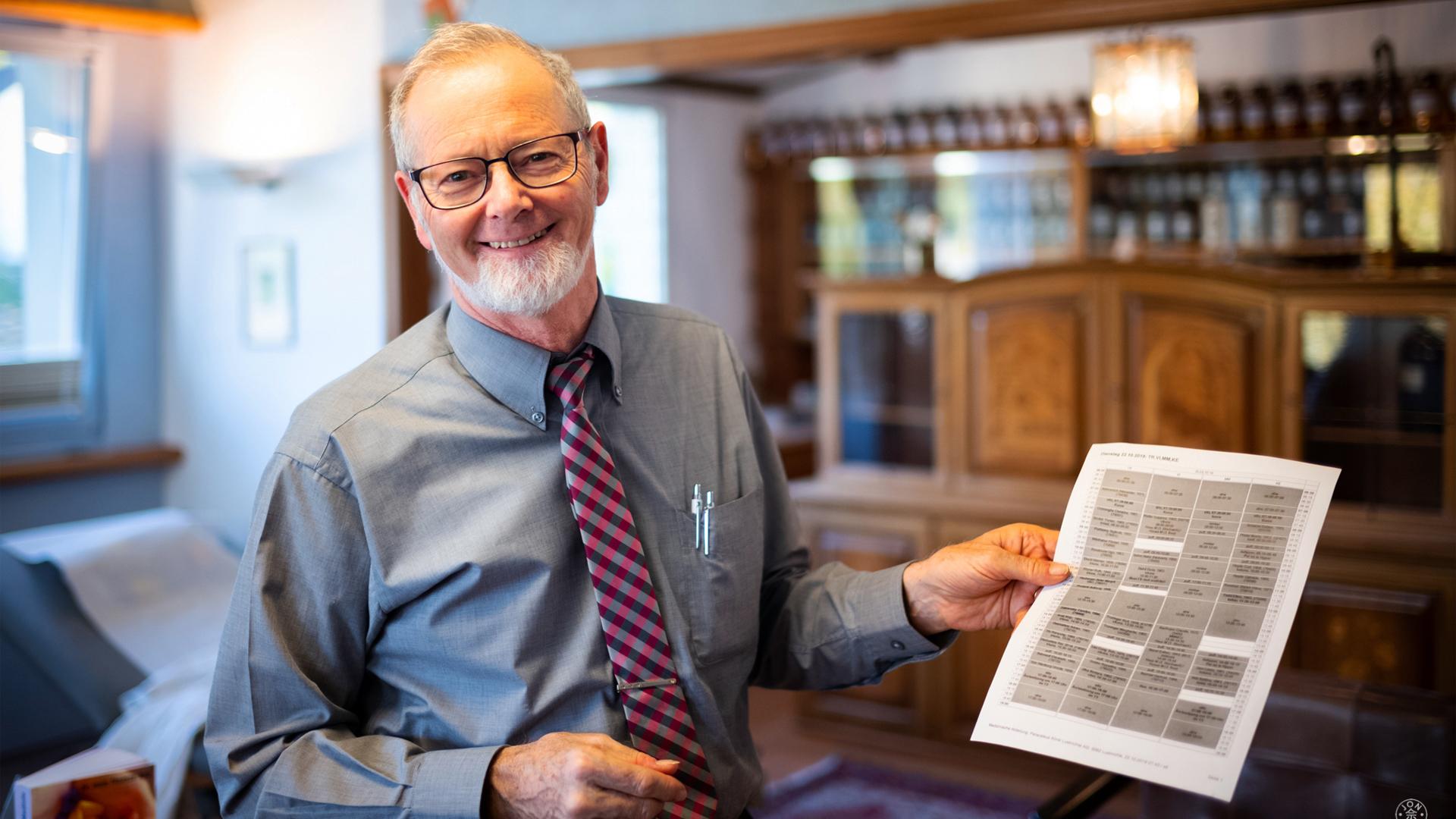 Dr. Thomas Rau